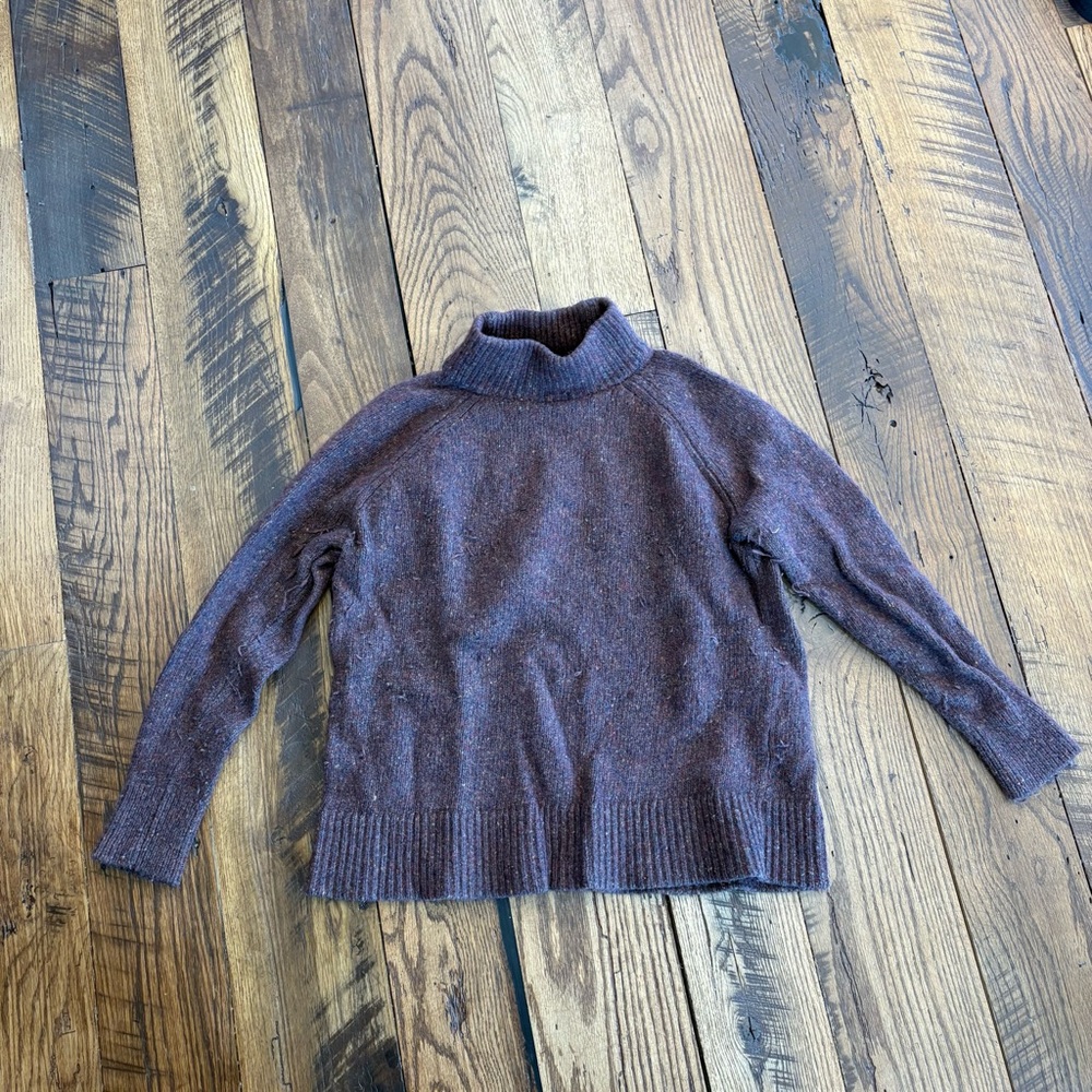Pendleton Women's Dark Brown Turtleneck Sweater